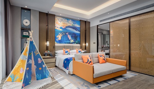 Family Single Room, Balcony, Garden View