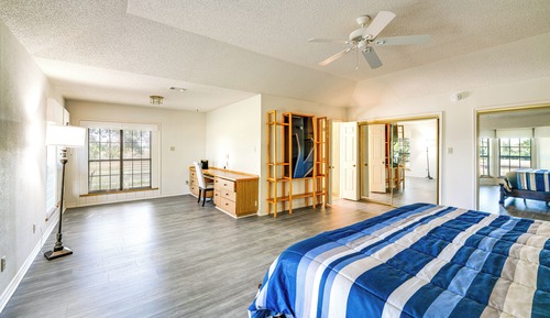 House (4 Bedrooms)