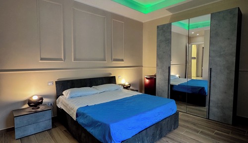 Deluxe Room, Balcony