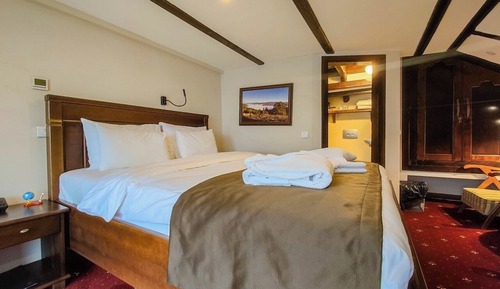 Standard Double Room, River View