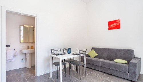 Deluxe Studio, Balcony, Courtyard View