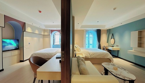 Family Quadruple Room, Balcony, City View