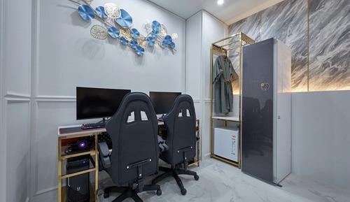 Family Twin Room