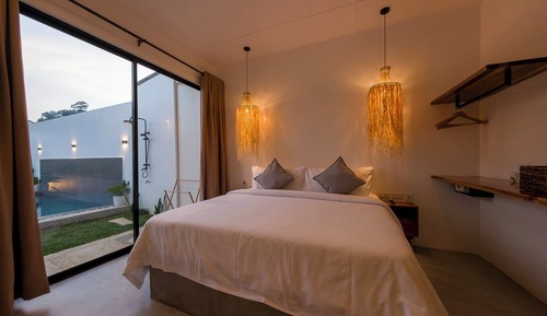 Luxury Villa, 2 Bedrooms, Patio, Pool View