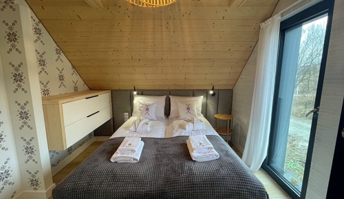 Chalet, 2 Bedrooms, Mountain View