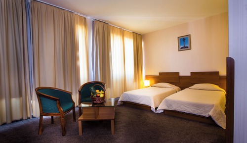 Standard Twin Room, City View