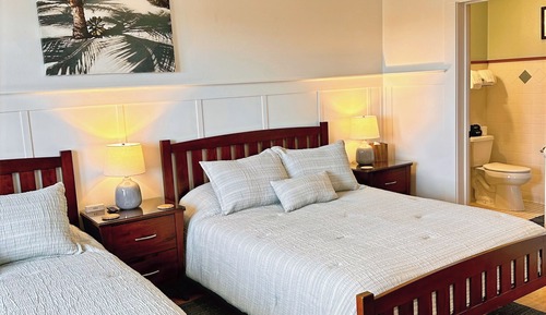 Classic Quadruple Room, 2 Queen Beds, Park View