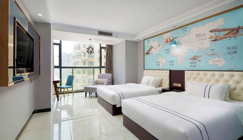 Comfort Twin Room, City View