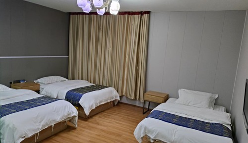 Economy Triple Room