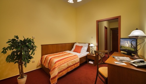 Standard Single Room