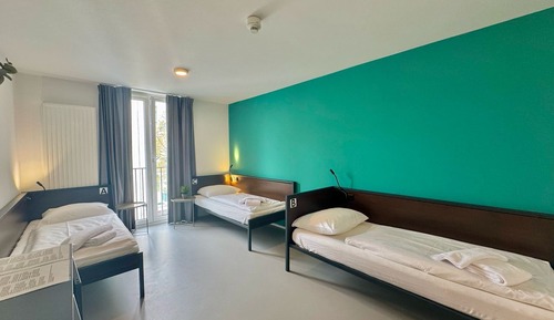 Classic Triple Room, Patio, Courtyard View