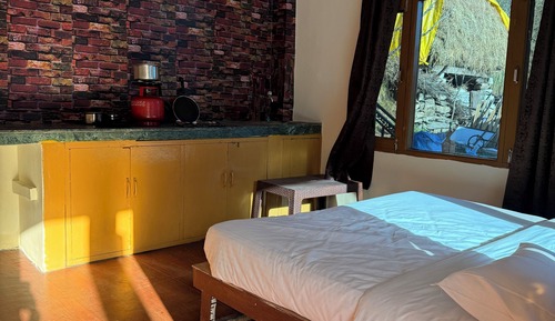 Basic Double Room, 1 Double Bed, Mountain View