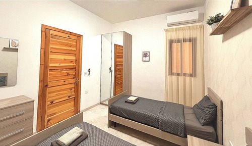 Family Apartment, Balcony, Valley View