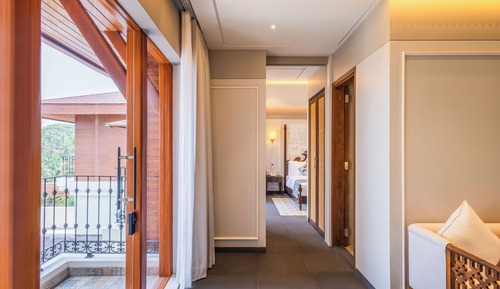 Superior Studio Suite, Garden View