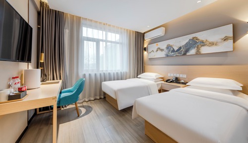 Comfort Twin Room