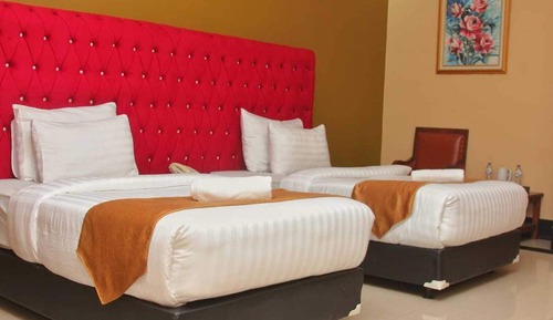 Superior Twin Room, City View