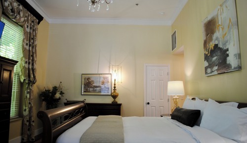 Luxury Single Room, 1 King Bed, Non Smoking, City View