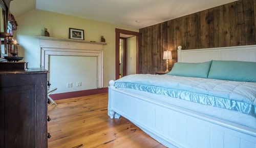 Deluxe House, Mountain View