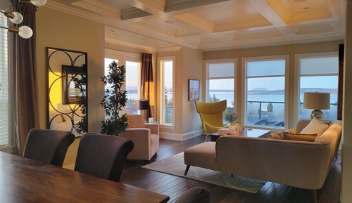 Superior Room, 1 King Bed, Patio, Garden View