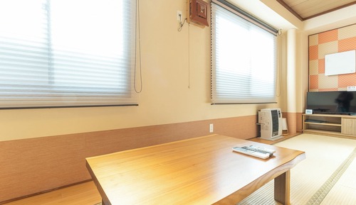 Japanese Style Room for 1~5 people, Private Bathroom, Non Smoking
