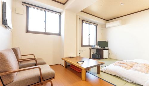 Japanese Style Room for 1~4 people, Shared Bathroom, Non Smoking