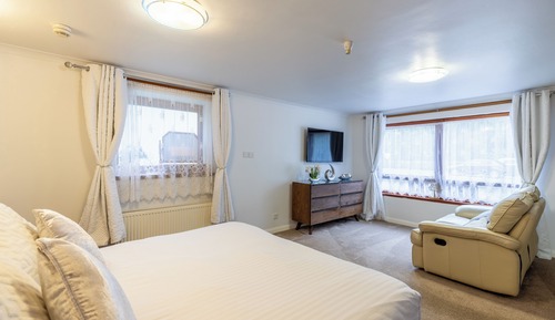 Deluxe Chalet