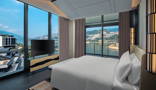 One Bedroom Suite