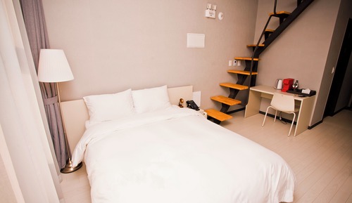 Suite, 1 Queen Bed