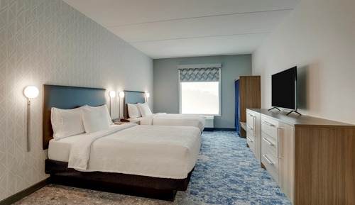 Suite, 2 Queen Beds, Accessible (Roll-in Shower)