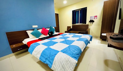 Classic Double Room, Balcony, Mountain View
