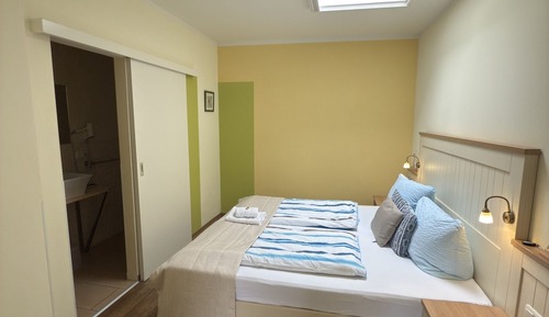 Junior Suite, Courtyard View
