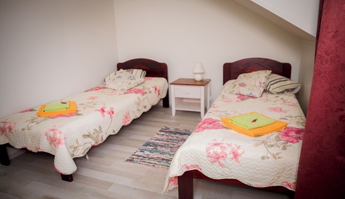 Apartment, 3 Bedrooms, Balcony, Garden View