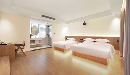 Standard Quadruple Room