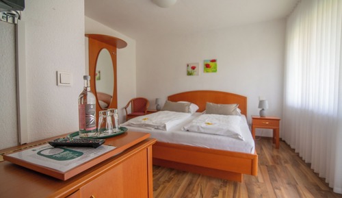 Basic Double Room, Non Smoking