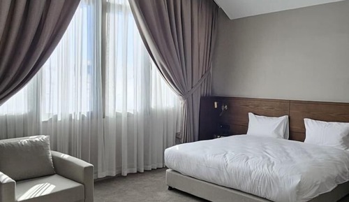 Deluxe Twin Room, 1 Bedroom, Non Smoking, Mountain View