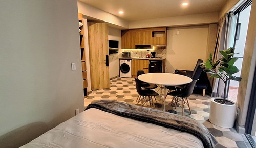 Luxury Studio