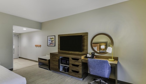 Room, 1 King Bed, Hearing Accessible