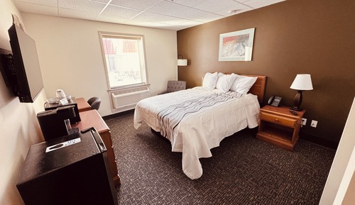 Standard Room, 1 Queen Bed
