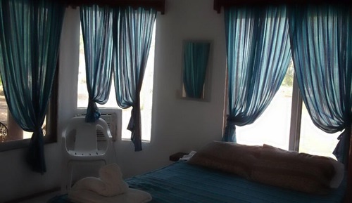 Basic Room, Balcony