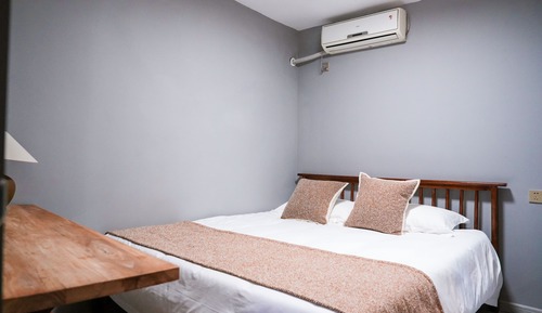 Comfort Suite, 3 Bedrooms, Kitchen, Mountain View