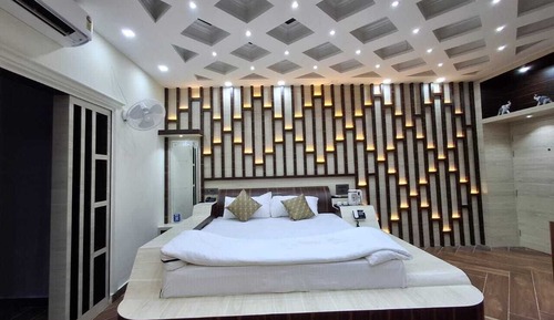 Exclusive Studio Suite, City View