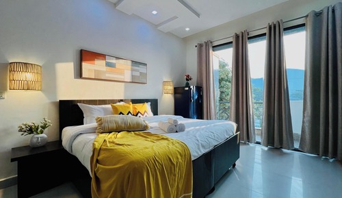 Classic Studio with Balcony