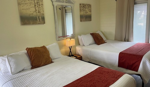 Deluxe Double Room, Ensuite, Mountain View (02 Standard 1 Bed Stove)