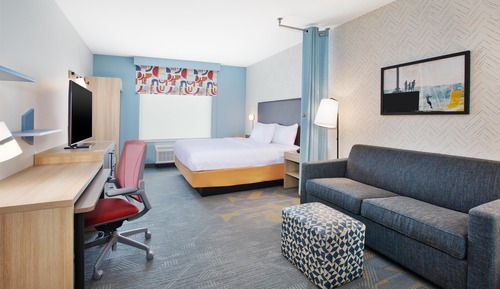 Studio Suite, 1 King Bed, Hearing Accessible
