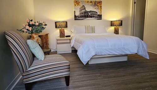 Deluxe Single Room, 1 Queen Bed