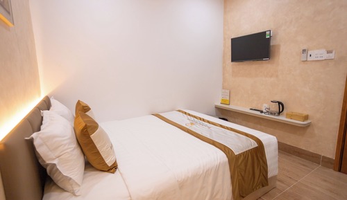 Standard Studio Suite, City View