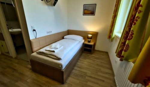 Classic Room, City View