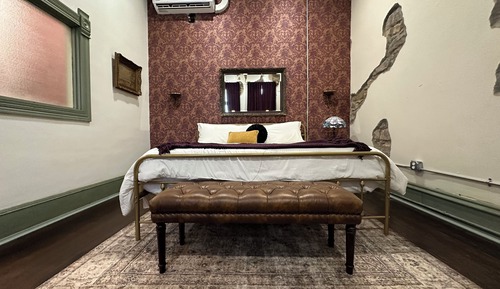 Single Room, City View