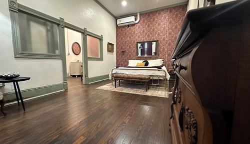 Single Room, City View