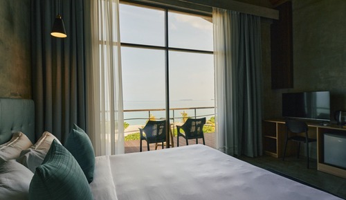 Superior Double or Twin Room, Beach View